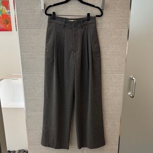 Elegant Gray Women's Wide-Leg Pants